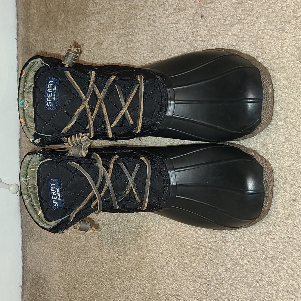 Sperry Duck Boots- Quilted Black 7.5